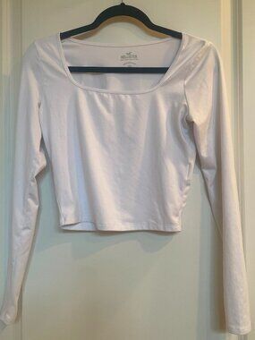 HOLLISTER Women’s White Square Neck Long Sleeve, Size M (flaws pictured)